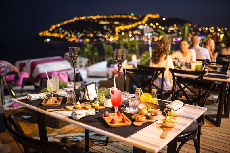 Anjeliq House Hotel Alanya Exteriör bild